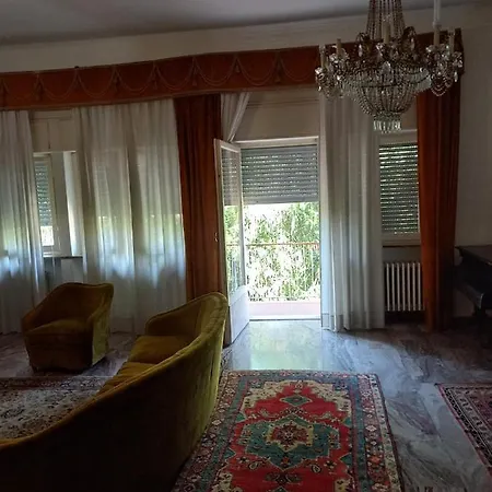 Bello E Luminoso בית הארחה *