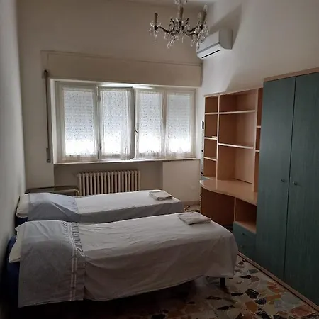 בית הארחה Bello E Luminoso *